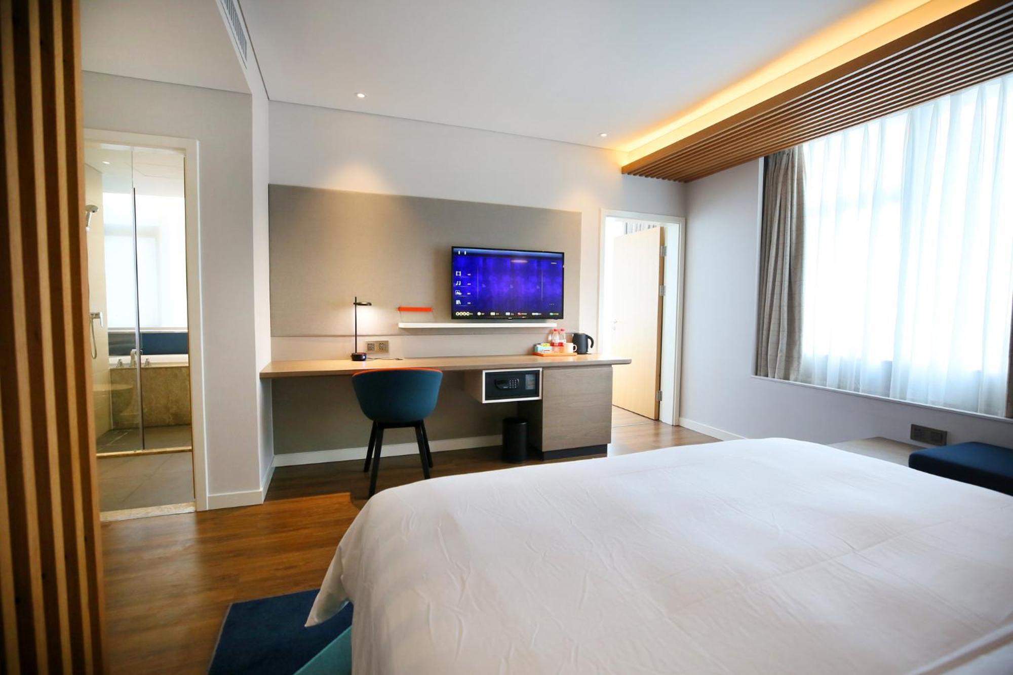 Holiday Inn Express Chengdu North Railway Station By Ihg - Near Panda Base, Near Chunxi Road Экстерьер фото